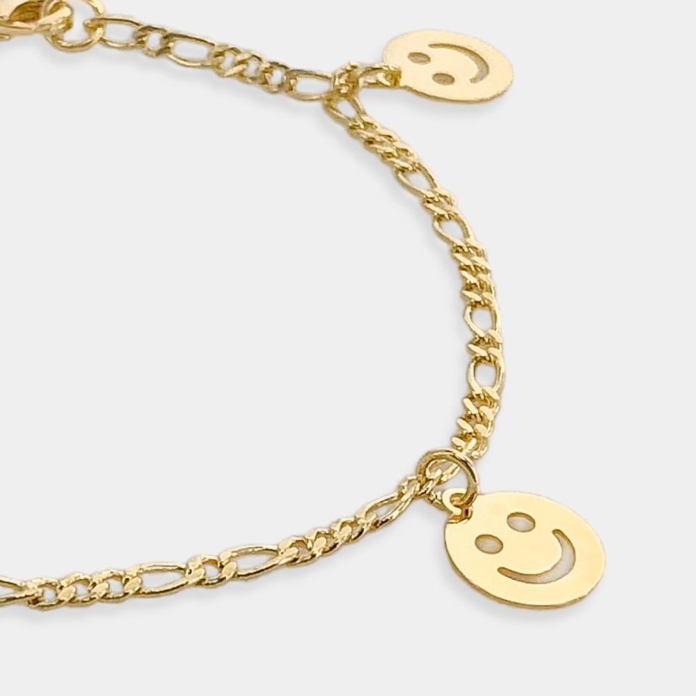 NEW 18K Gold Filled Figaro Bracelet with Happy Faces Charms - Picture 4 of 5